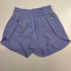 Lululemon Tracker Shorts V *4" Lavender Dusk Women’s Size 4